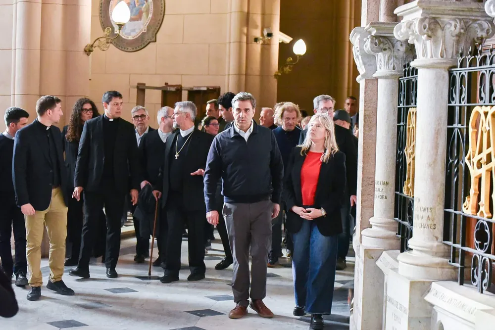 León XIV en Luján: la prueba logística de la Provincia y el feriado que debe definir Milei.