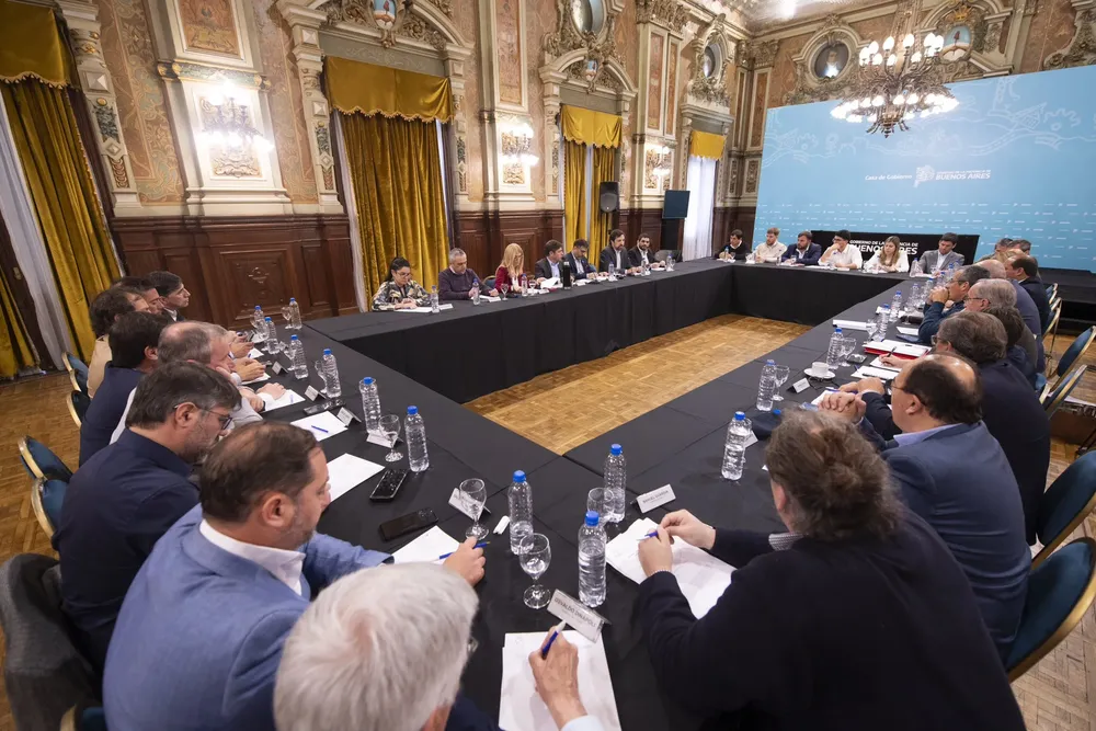 Intendentes radicales con Kicillof