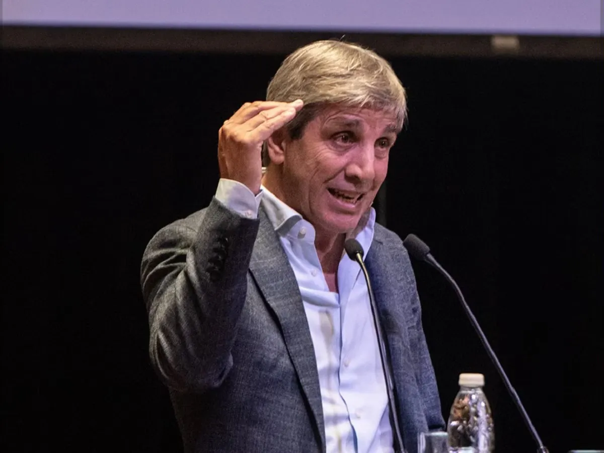 ¿Nueva deuda con el FMI? Luis Caputo abre la puerta a negociaciones