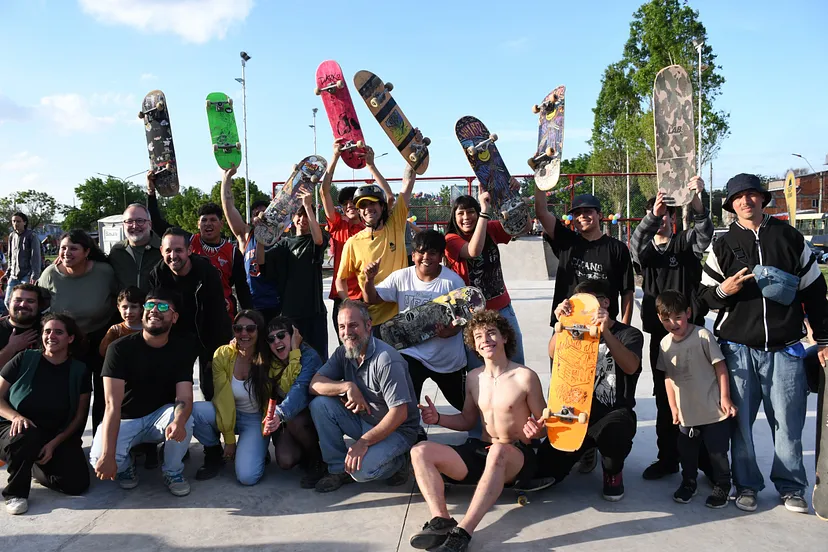 El Municipio inauguró una nueva pista de skate en la Plaza San Juan