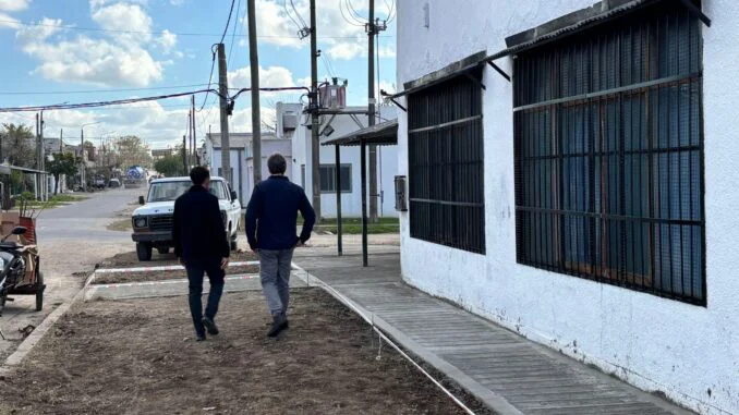Construyeron nuevas veredas en escuelas del barrio Ameghino