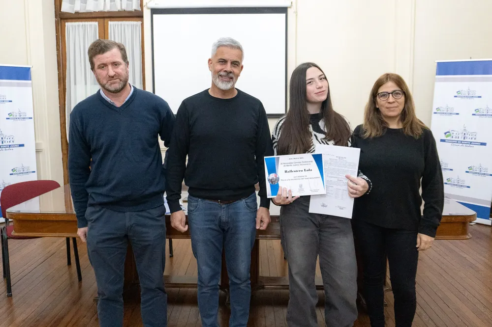 Se entregaron las Becas a la Excelencia del Nivel Secundario 2025