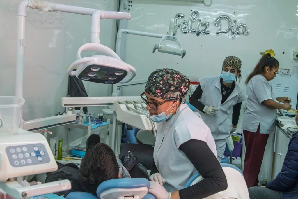 Más de mil estudiantes recibieron atención odontológica gratuita en Santa Teresita y Las Toninas 23