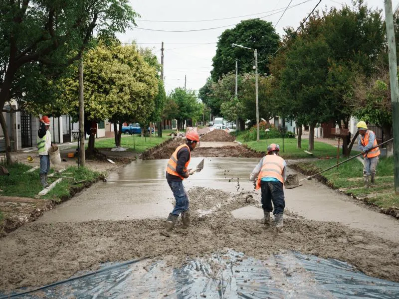 Nuevas obras de repavimentación en hormigón en Lomas