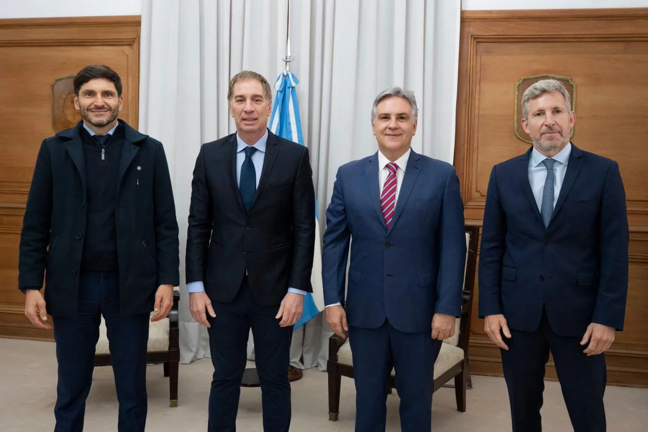 Diego Santilli con gobernadores