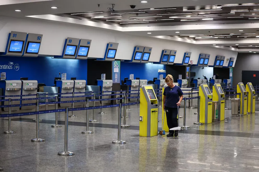 Aeropuerto medida de fuerza