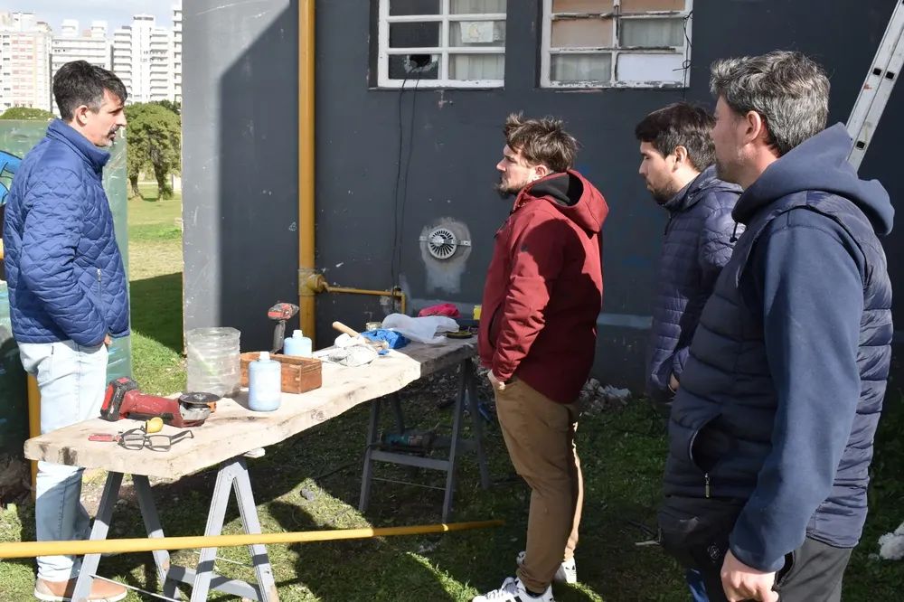 Inicio de la obra de gas del natatorio