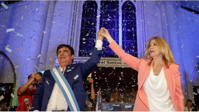 Fernando Espinoza y Verónica Magario