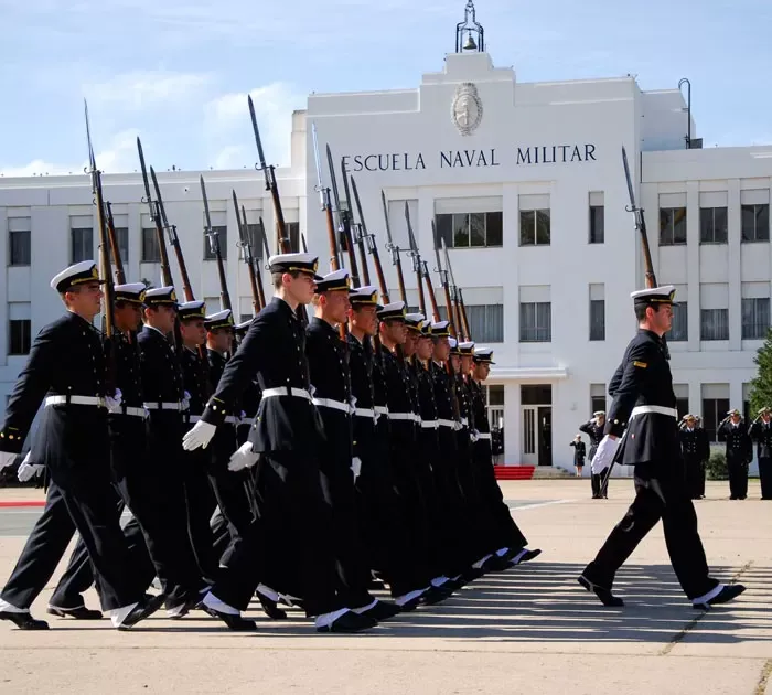 Actualizan haberes de personal de las Fuerzas Armadas y Servicio Penitenciario