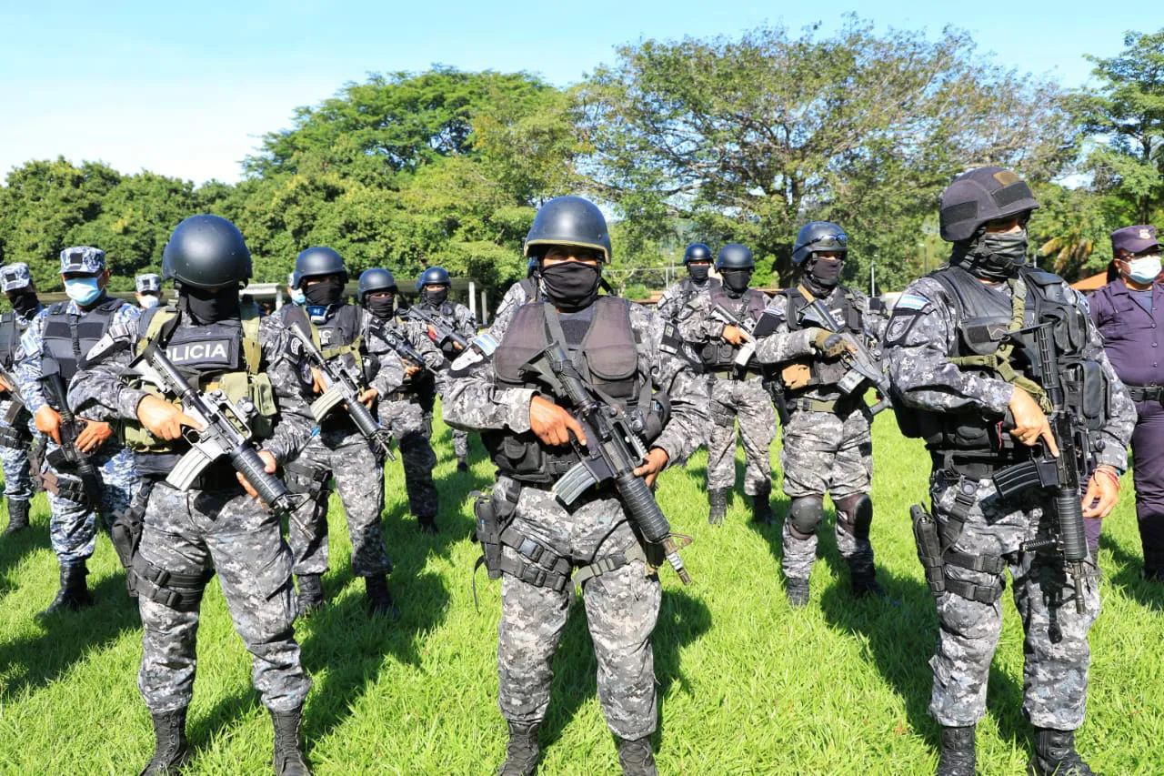 Policía de El Salvador
