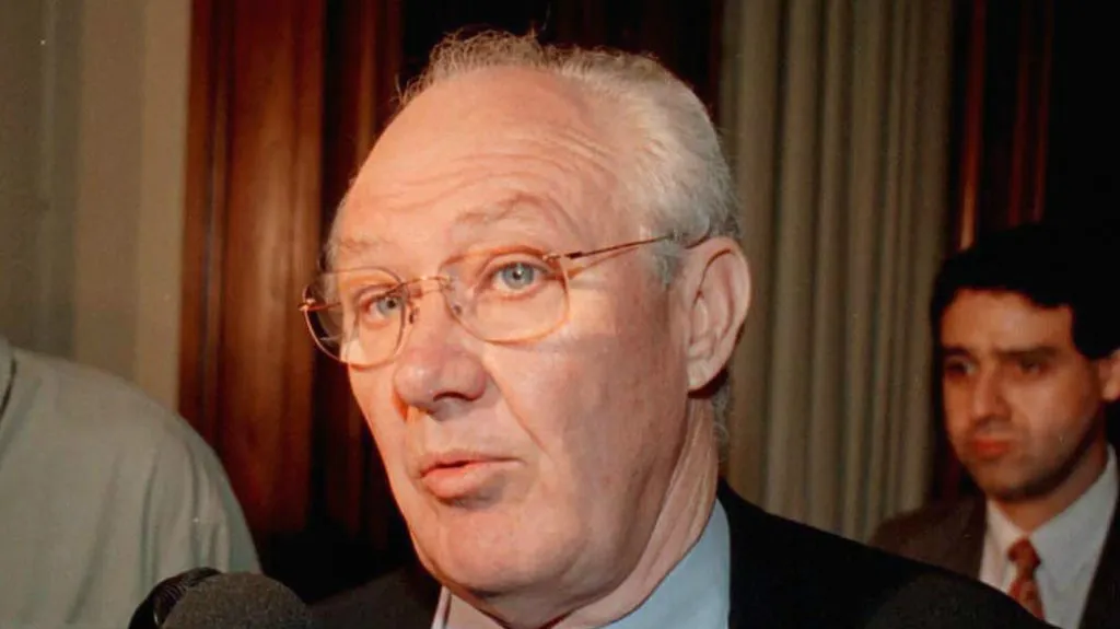 Lamberto, molesto con Laura Alonso: En casi tres años que estoy en la auditoria nunca nos retacearon informacion