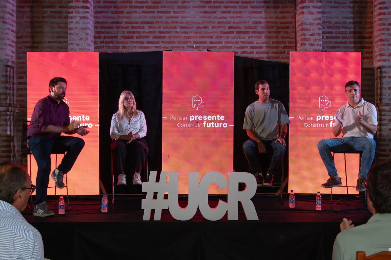 Encuentro de la UCR en Saladillo