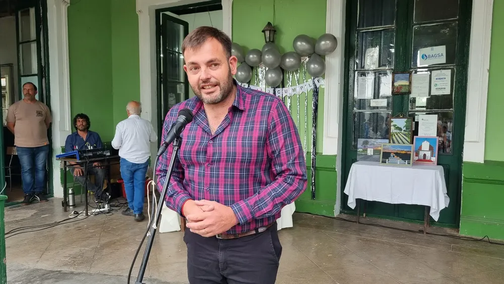 Con homenajes y presencia institucional, Rafael Obligado festejó un nuevo aniversario