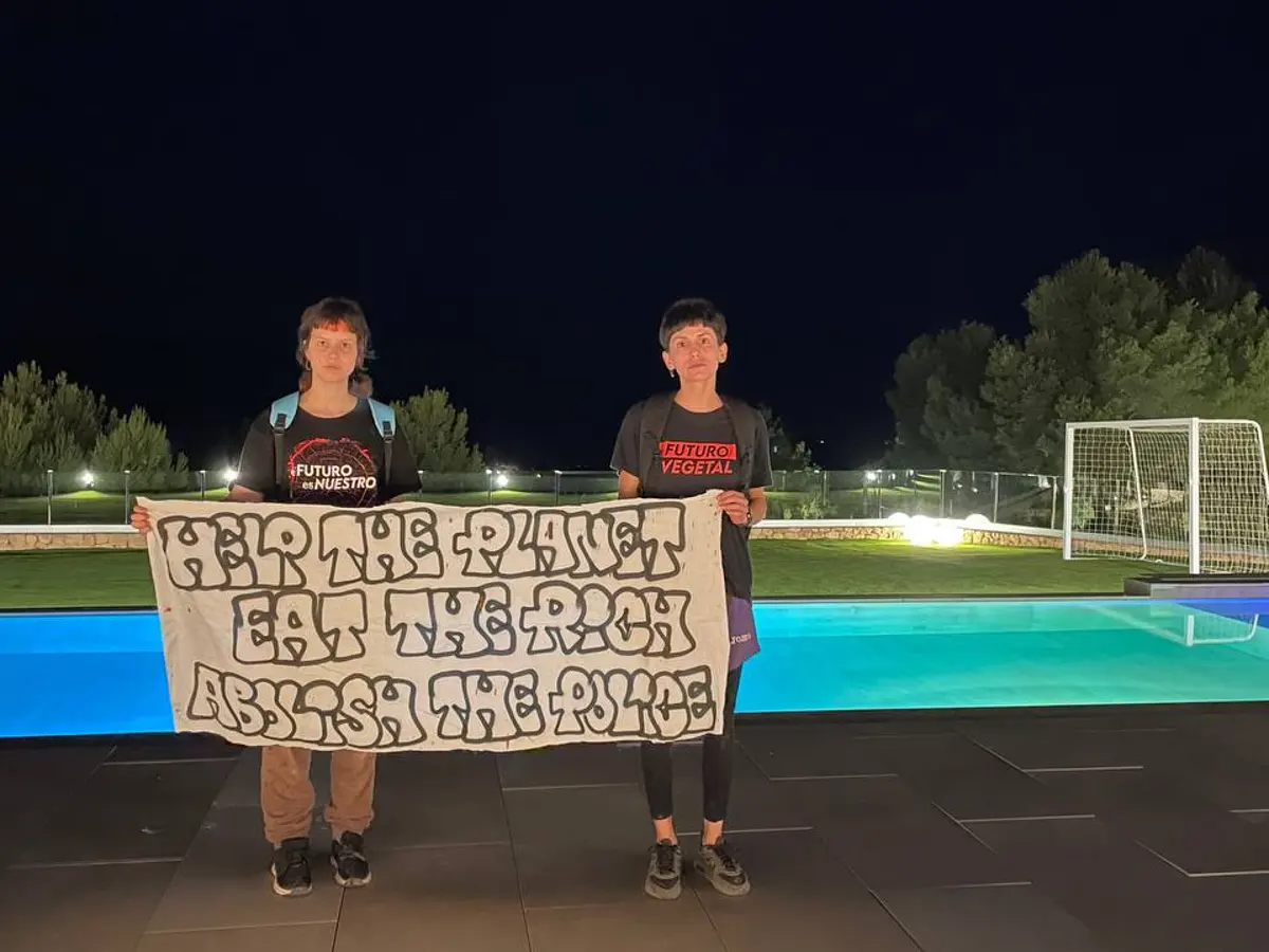 Vandalizaron la mansión de Messi en Ibiza: los detalles del ataque