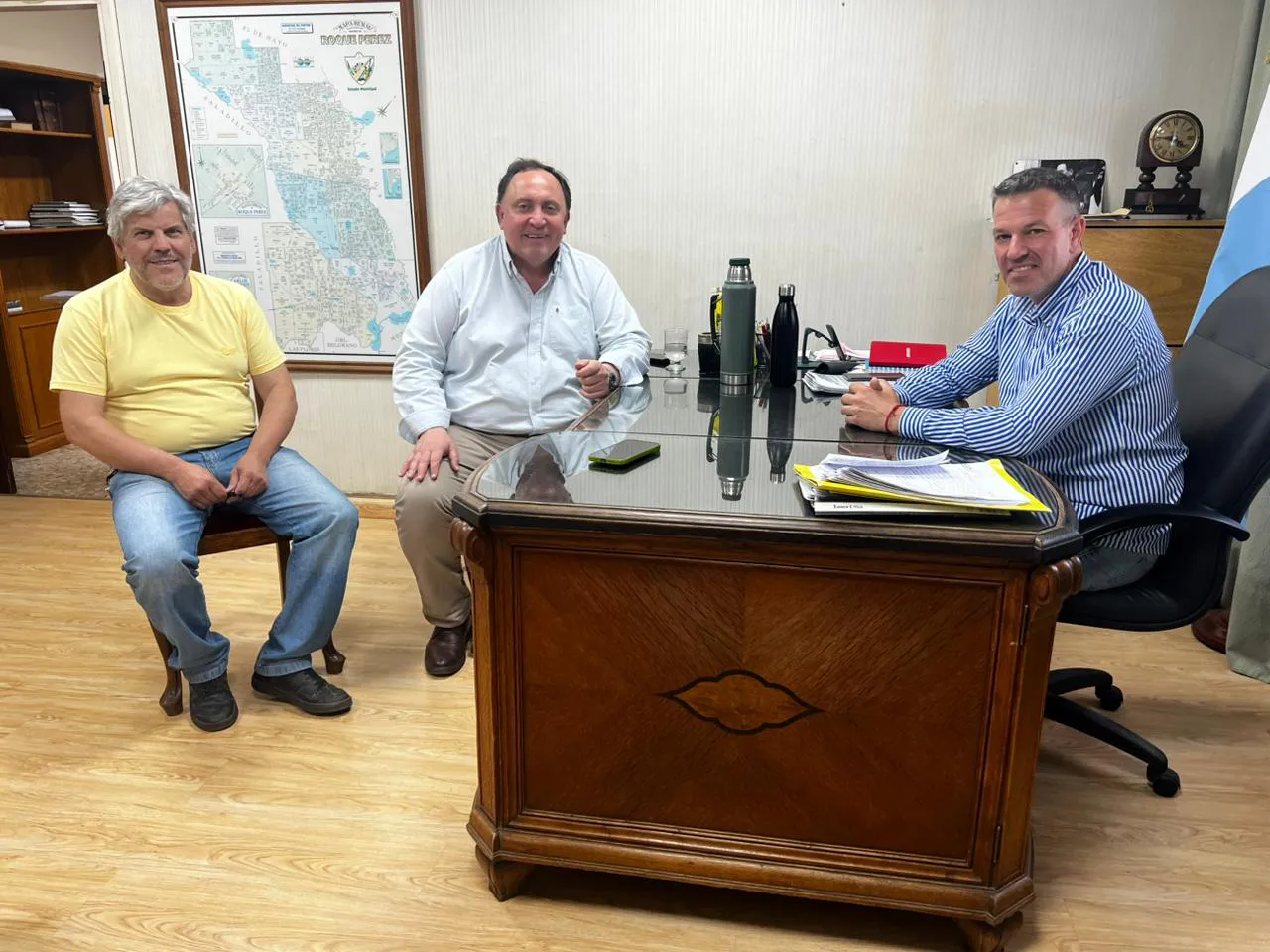 Sciaini junto a Osuna y Britos.