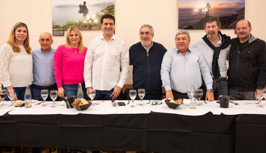 Respaldo a Miguel Fernández