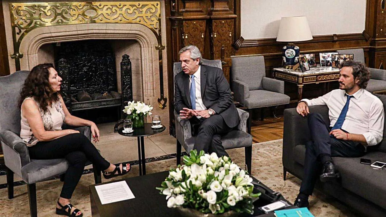 Me duele que algunos irresponsables metan a la politica en el barro, dijo Rozas