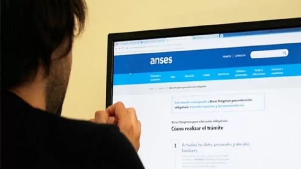 Destacado: ANSES abrió la inscripción a las Becas Progresar: Quienes pueden cobrar $6.700 y cómo acceder al beneficio