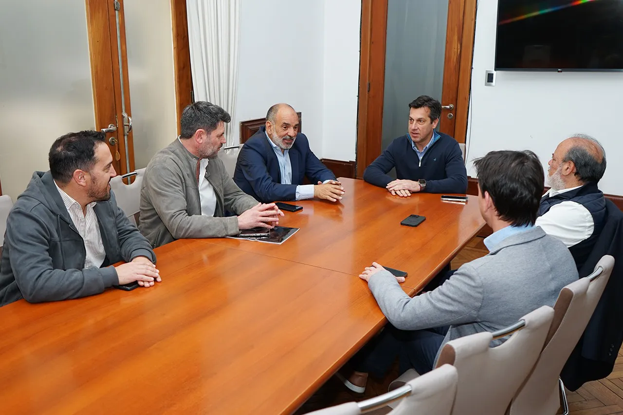 El Intendente recibió a dirigentes de URGARA y al Presidente del Consorcio del Puerto de Bahía Blanca