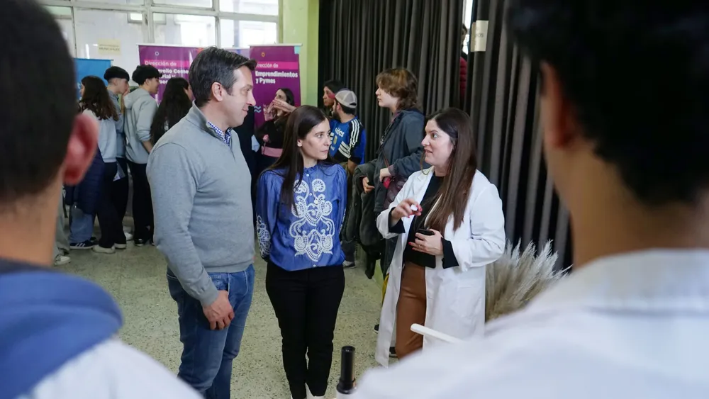 Necochea mostró su oferta educativa y avanza con obras cloacales