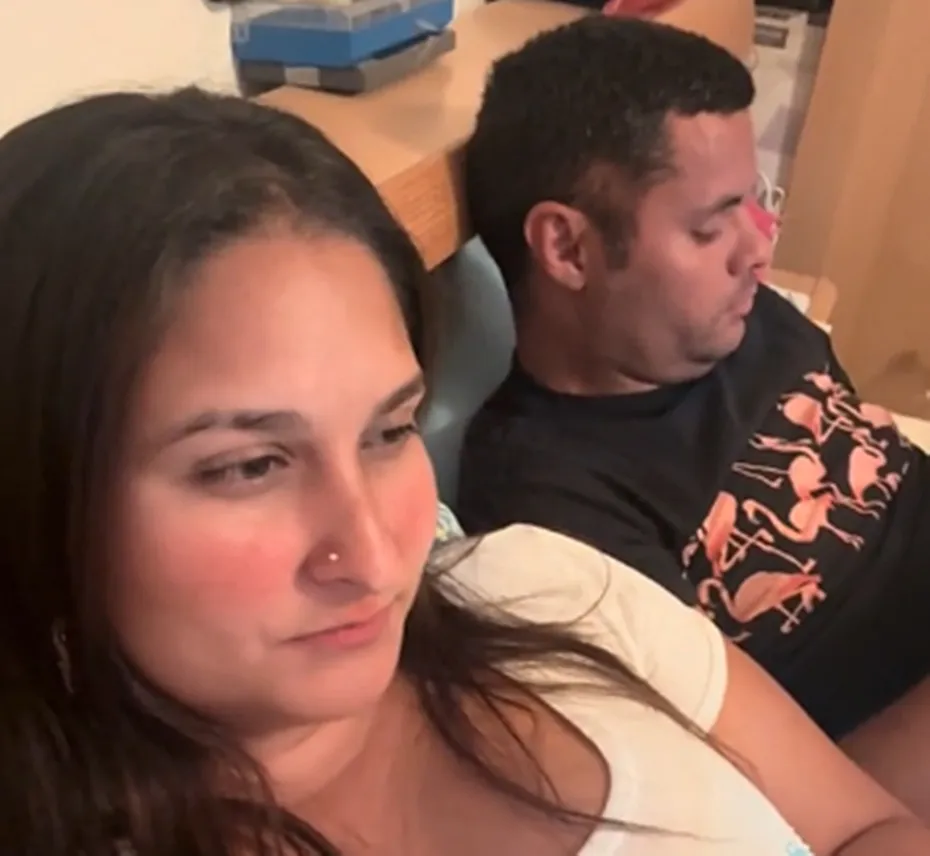 Como un campeón: Marido escapa de una pregunta tramposa y se convierte en héroe