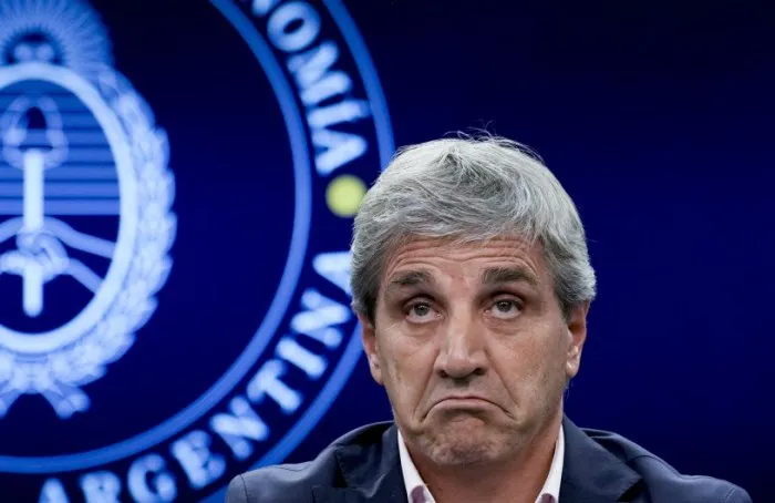 Luis Caputo.