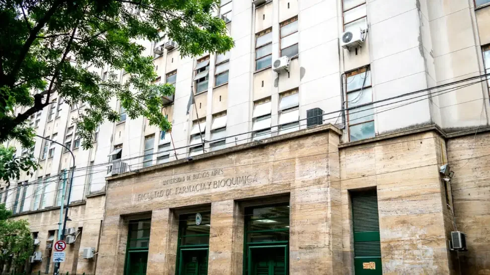 UBA Farmacia