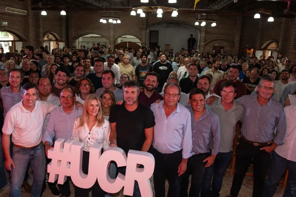 La UCR bonaerense se parte entre tribunales y territorio: Fernández mueve fichas mientras espera a Ramos Padilla