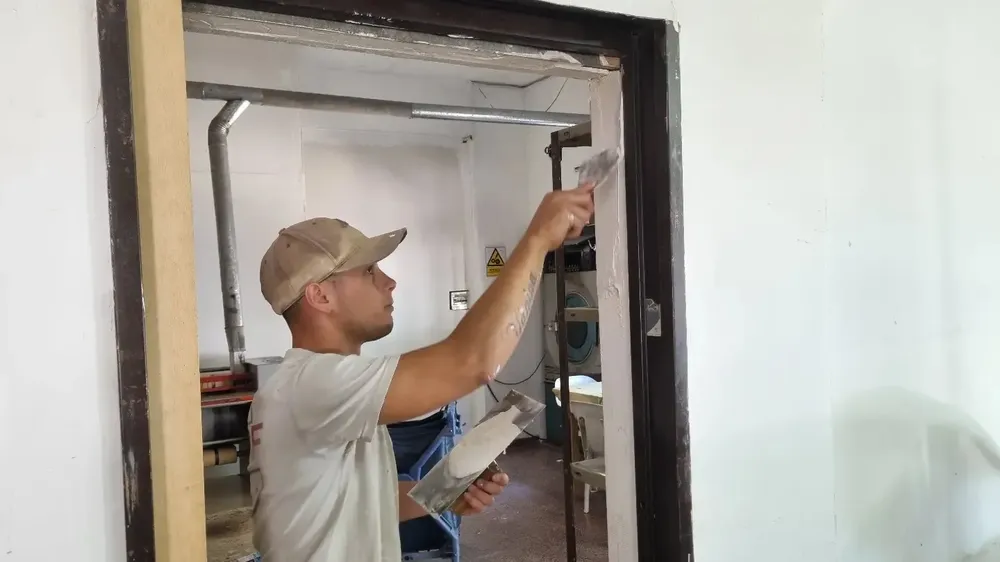 Avanzan las obras en el Hospital de Rojas.