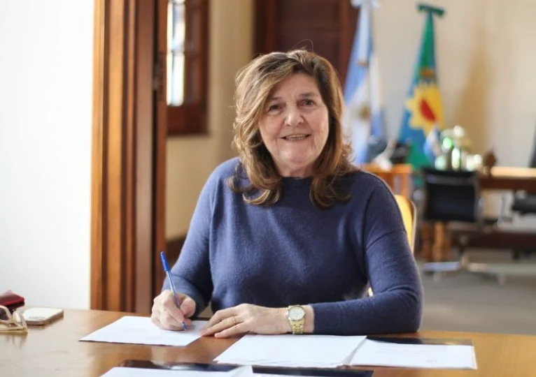 Gianini firmó convenio con la UBA