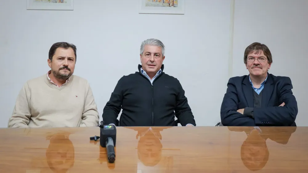 Se firmó el convenio para construir un Parque Solar