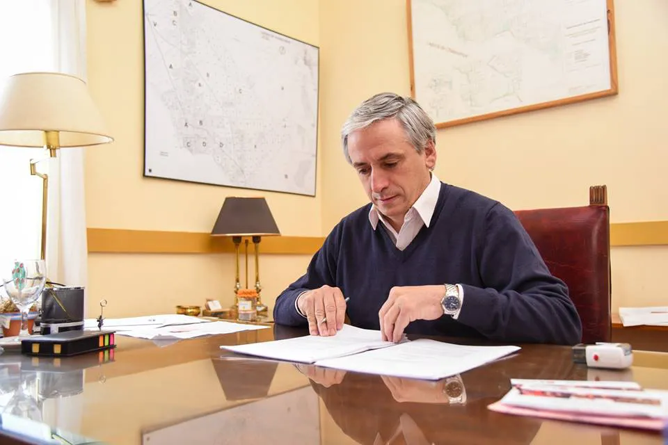 “Tirón de orejas” para Javier Gastón