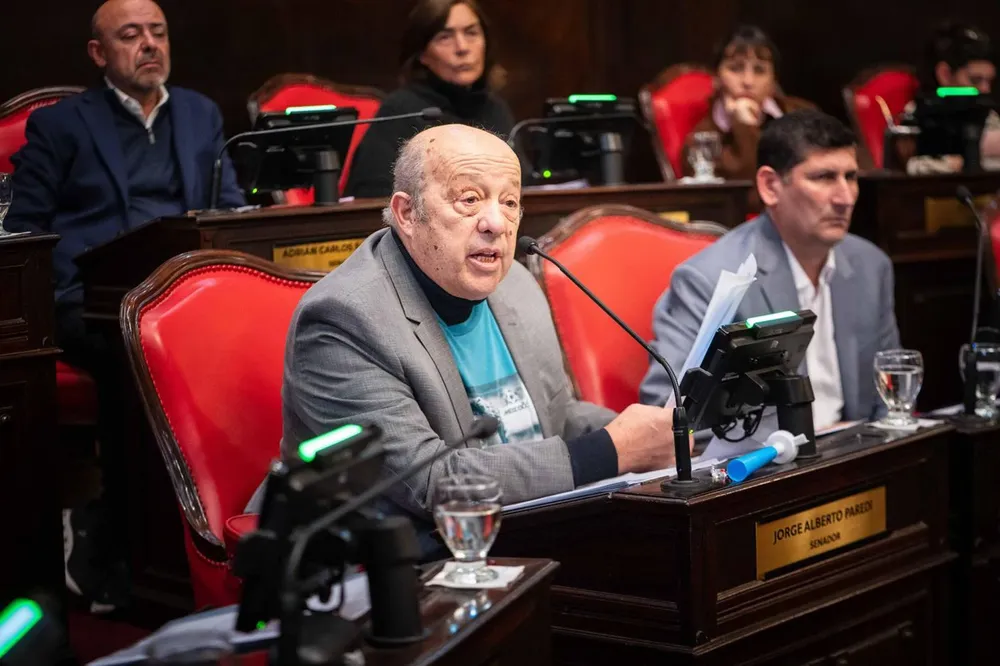 Jorge Paredi.