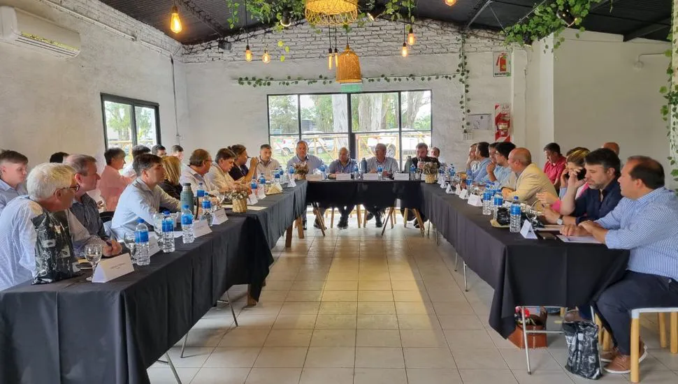 Foro de Intendentes Radicales (noviembre, 2024)