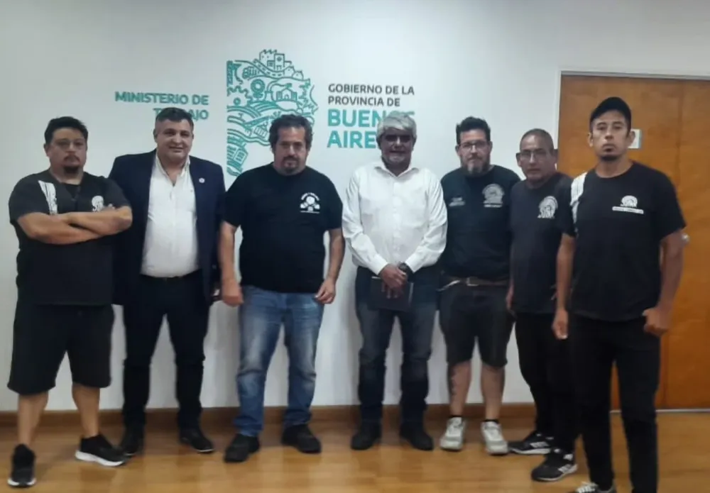 El ministro Walter Correa recibió a los trabajadores de FATE