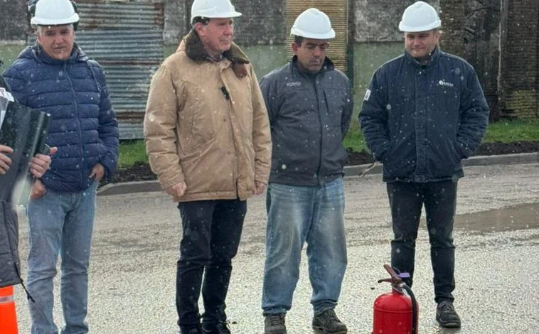 Siguen ampliando la red de gas en Dorrego.