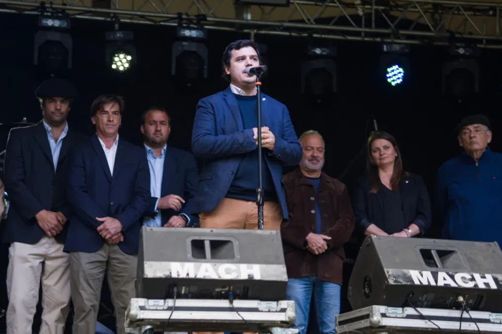 Mauro Moccero llamó a la unidad y al trabajo conjunto en la apertura de la 106° Exposición Rural de Coronel Suárez