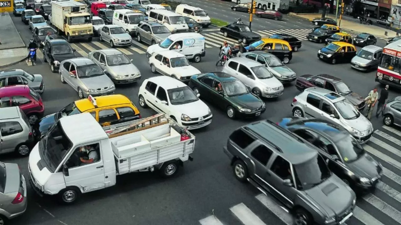 Ya no hay parquimetros en CABA y desde el miercoles se debera usar la app Blinkay