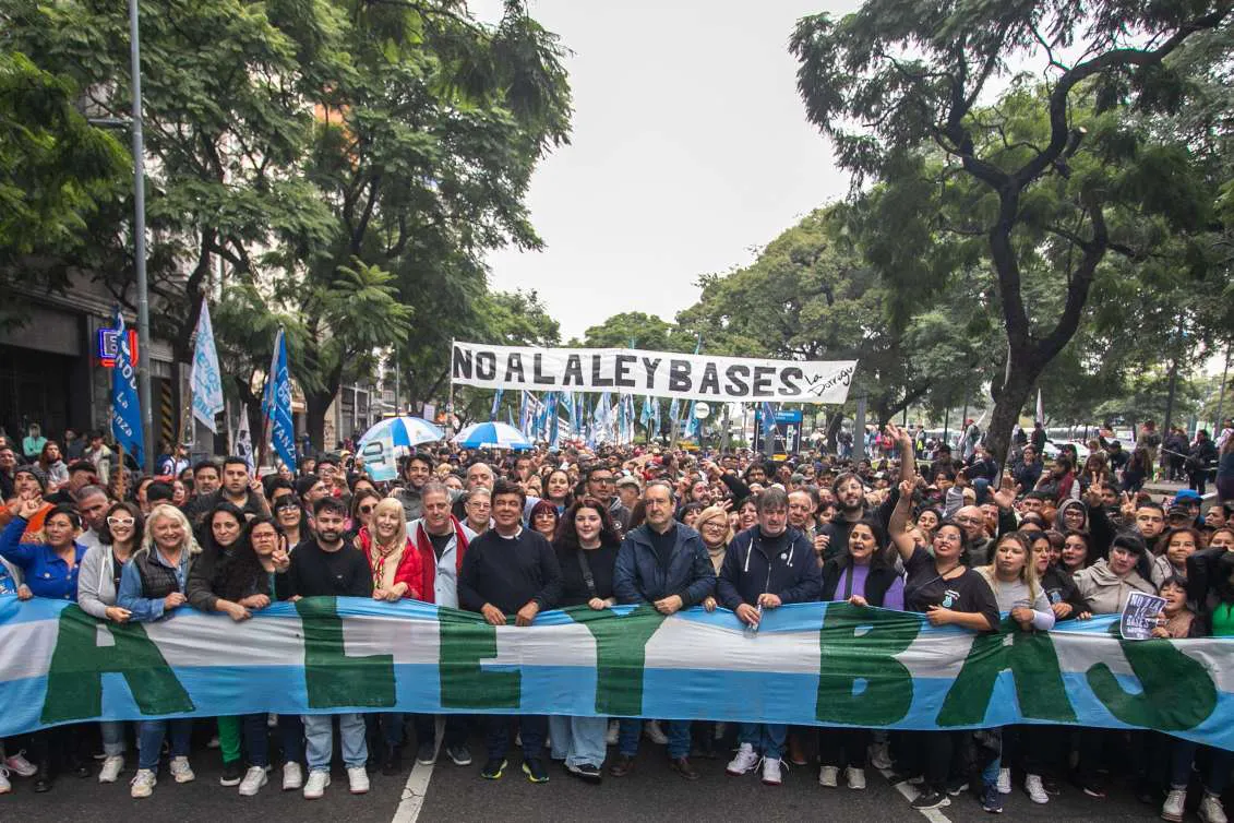 Espinoza en la manifestación contra la Ley Bases.