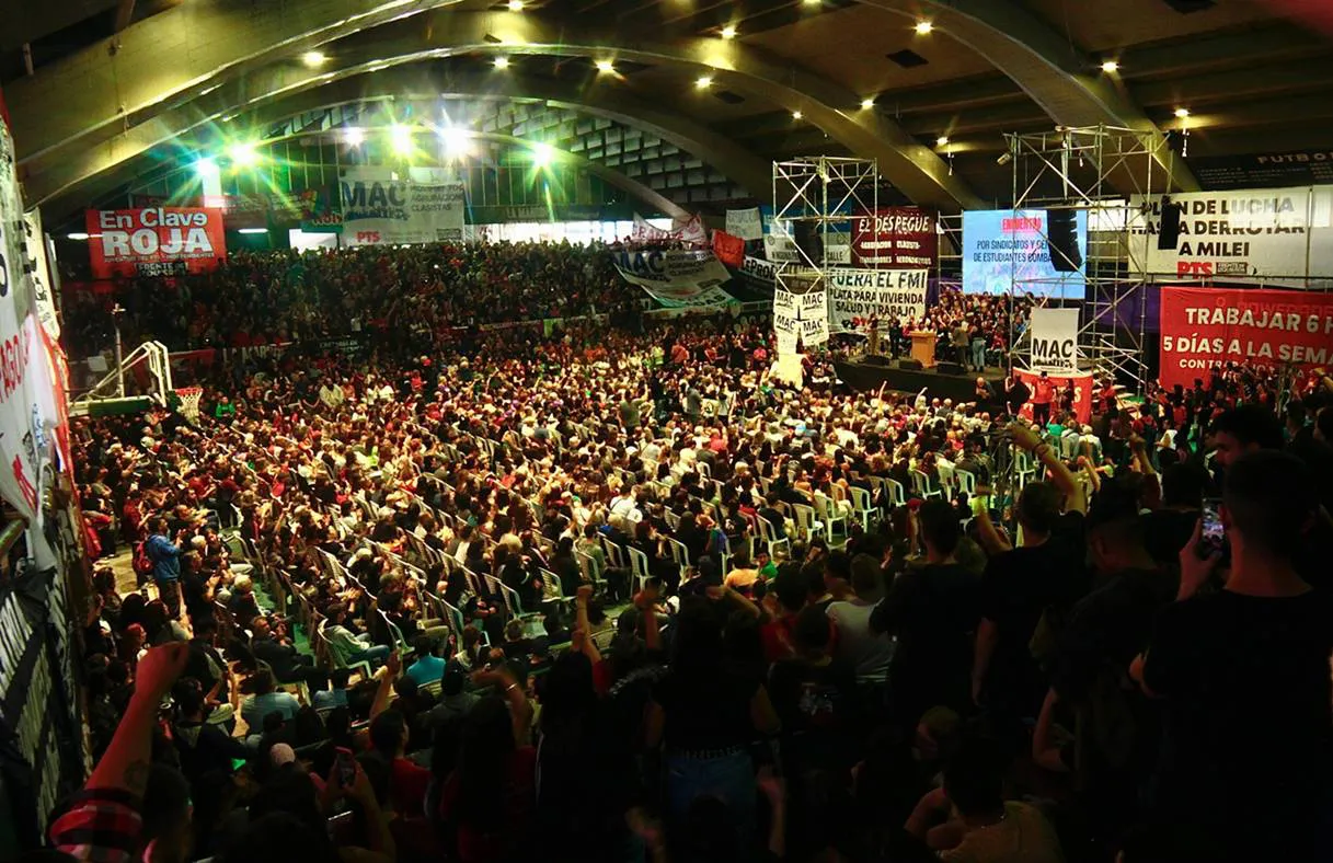 Organizaciones de izquierda del AMBA colmaron Ferro contra el ajuste de Milei