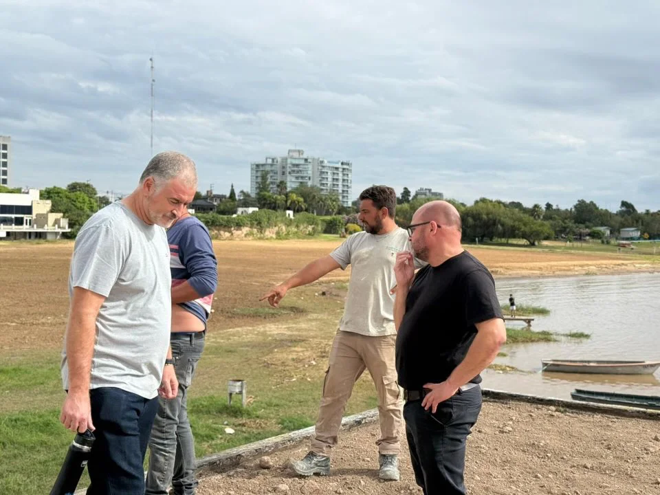 Obras en Ramallo el Paseo del Río y cordón cuneta en calle Laprida