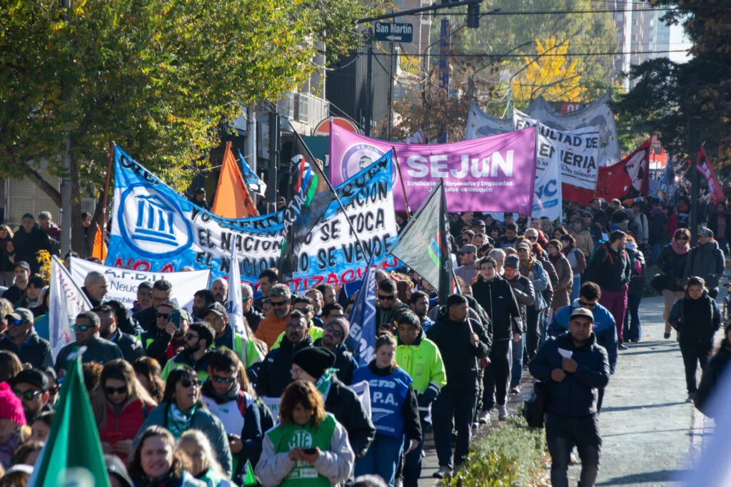 Así se vive el paro general en Neuquén 
