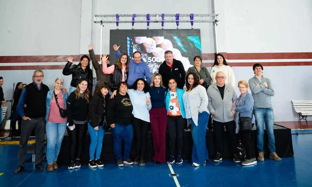 Fassi sorteó 99 terrenos.