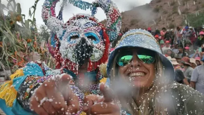 ¿Por qué viajar es bueno para el cerebro, según la ciencia?