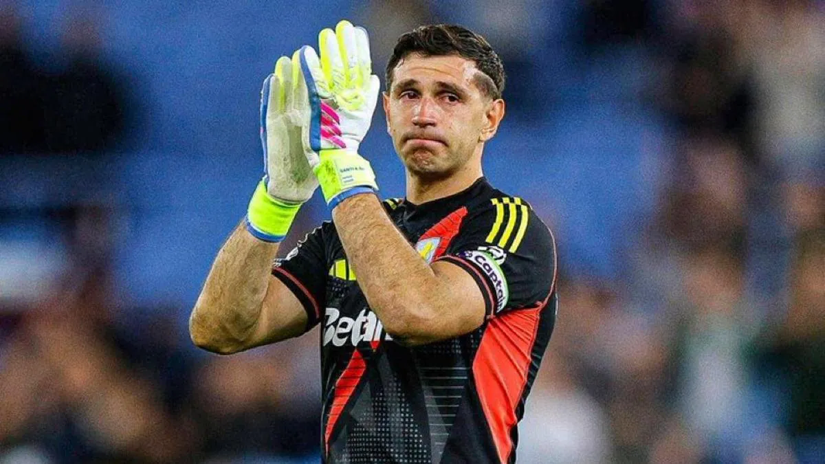 “Dibu” Martínez quedó transferible: ¿se va de Aston Villa?