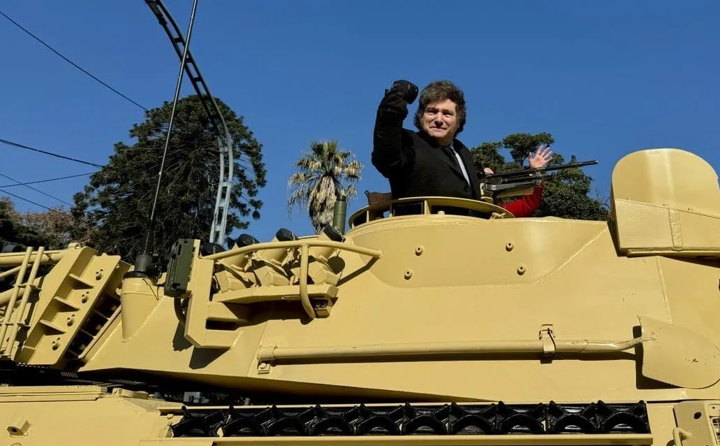 Milei envía fuerzas militares a custodiar 