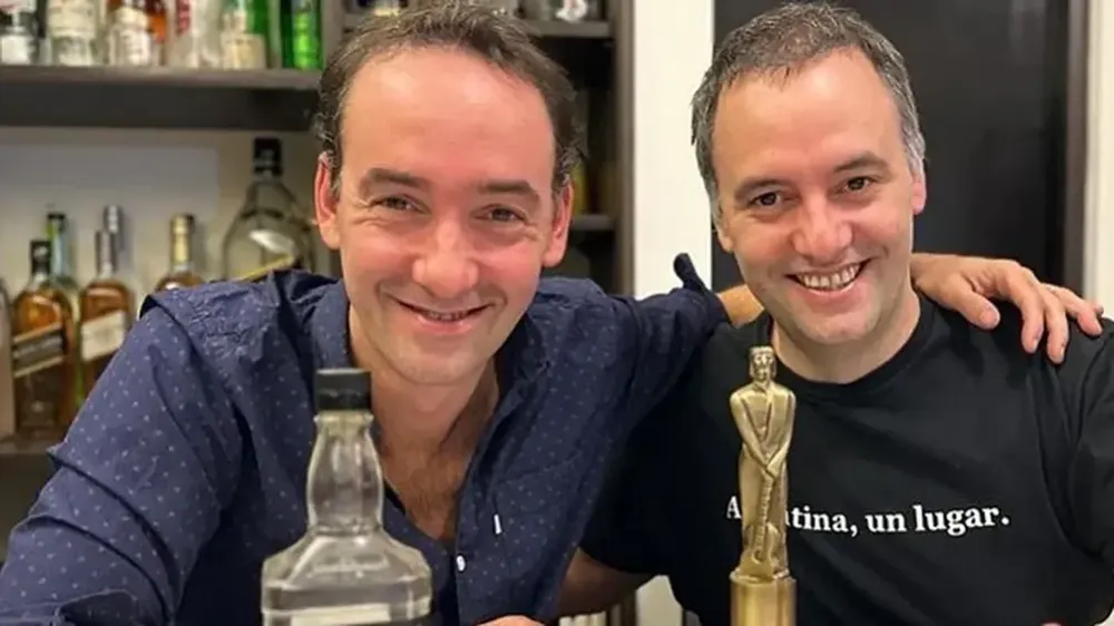 Francisco y Manuel Adorni.