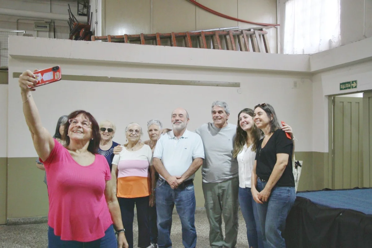 Curutchet en el Centro de Jubilados.