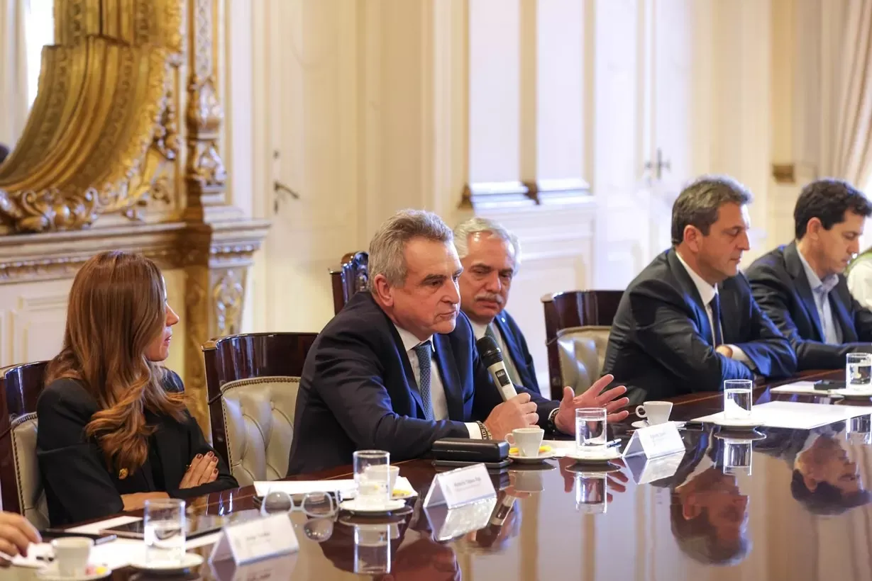 Rossi llamo a votar por UxP para garantizar la continuidad de los derechos sociales