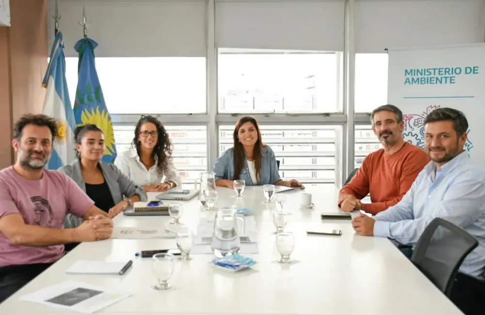 Ianantuony se reunió con Vilar.